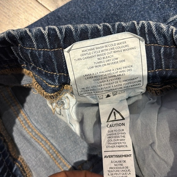 Bluenotes Distressed jogger style jeans - Picture 7 of 12